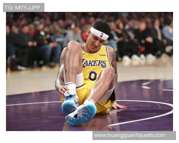 里弗斯确认字母和库兹马缺席对阵活塞库兹马臀部伤势无大碍 里弗斯确认字母和库兹马缺席对阵活塞库兹马臀部伤势无大碍