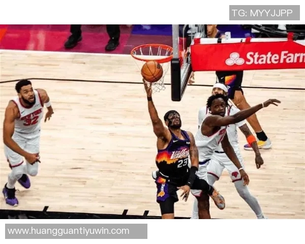 布克失误频繁引发主帅关注对手防守策略显著影响表现 布克失误频繁引发主帅关注对手防守策略显著影响表现