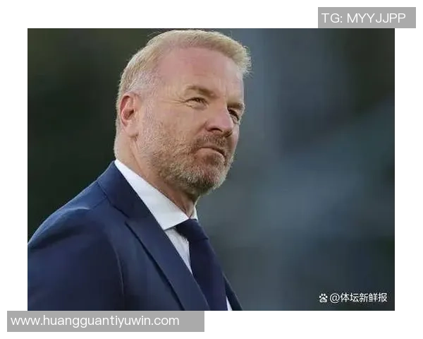 斯基拉报道富安健洋即将自由转会阿贾克斯只待体检完成