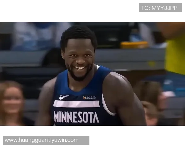 兰德尔表现出色20投9中砍下24分外加9篮板3助攻3抢断助力球队胜利